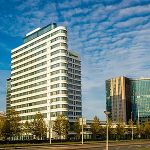 Отель Express Arena Towers By Ihg ***