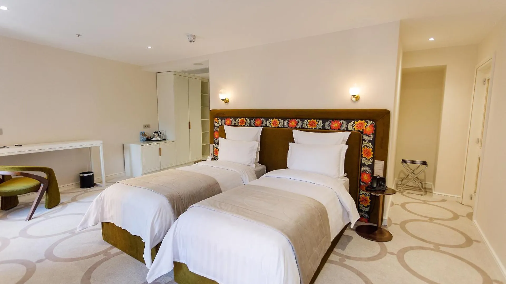 Ambassadori Tbilisi Hotel