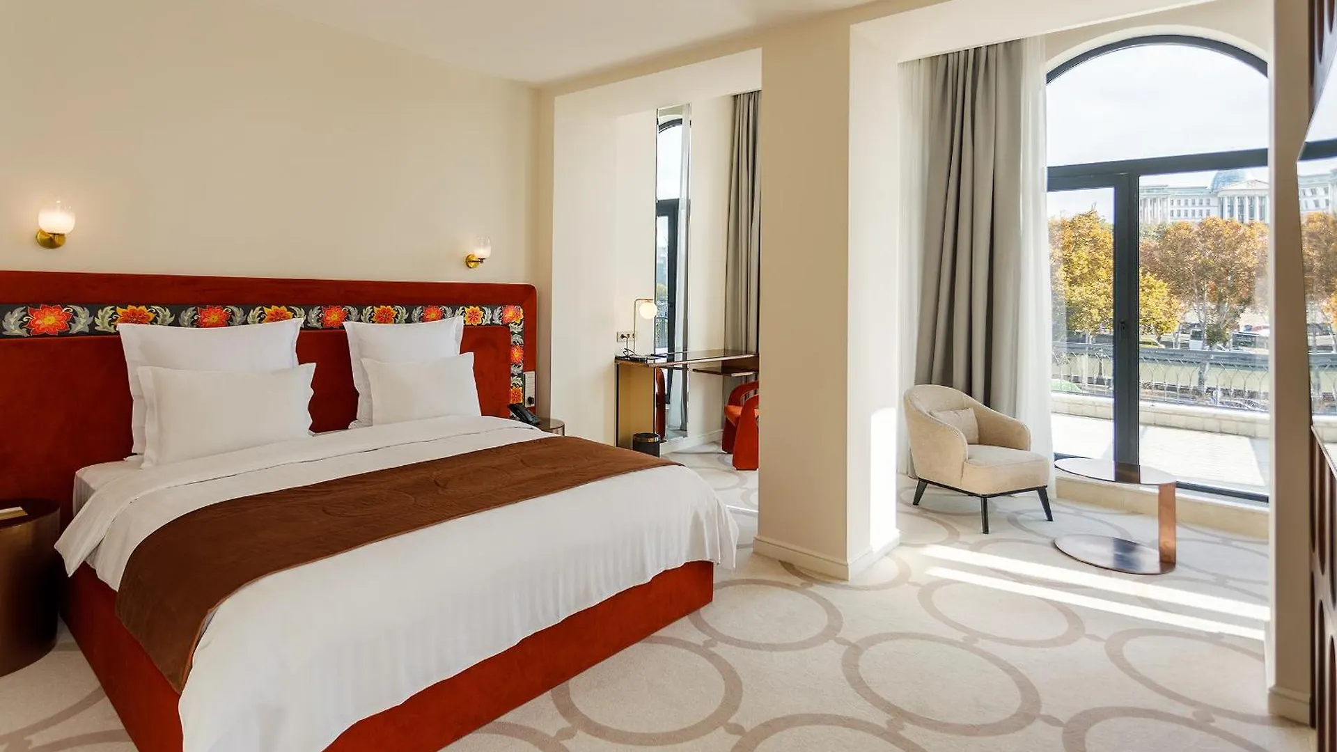 Ambassadori Tbilisi Hotel 5*,  Georgia