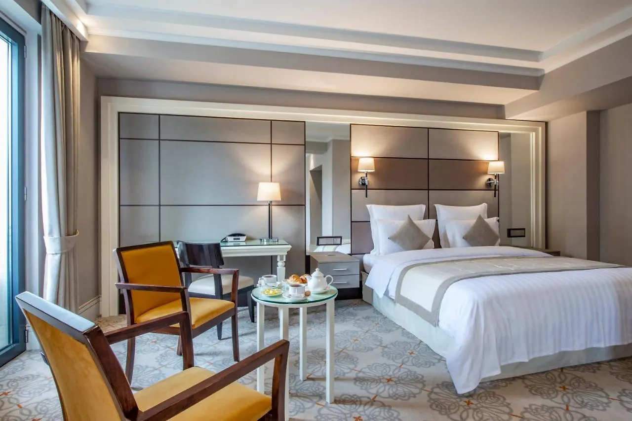 Ambassadori Tbilisi Hotel
